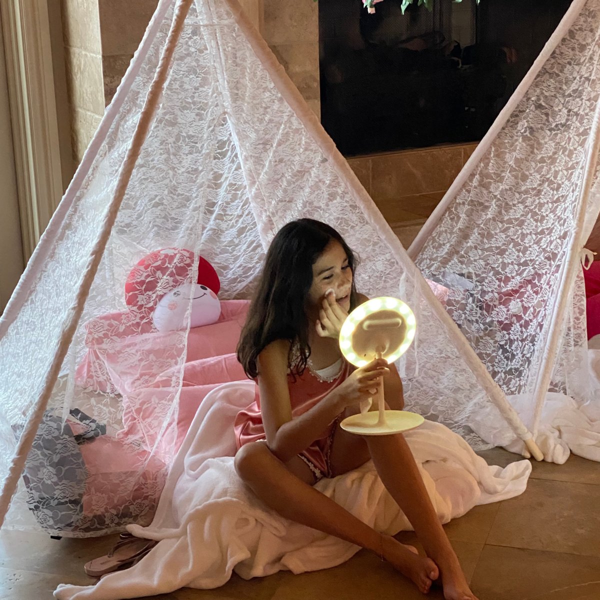 Dainty White Lace Kids Tee Pee, Children's White Lace Tent – Chicky Chicky Bling Bling