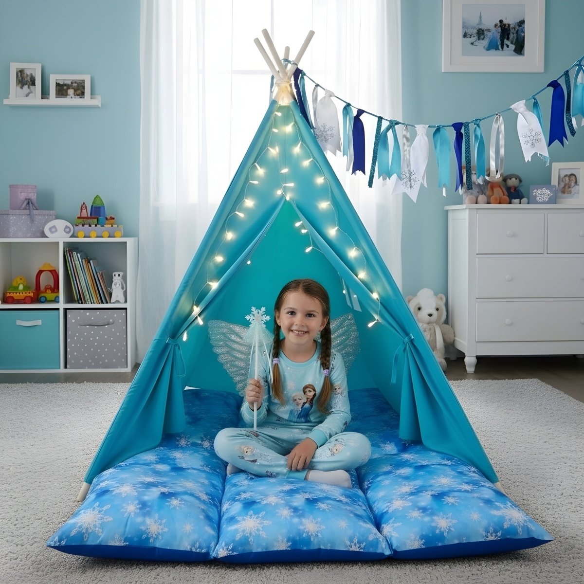 Kids Snowflake Teepee Gift Set
