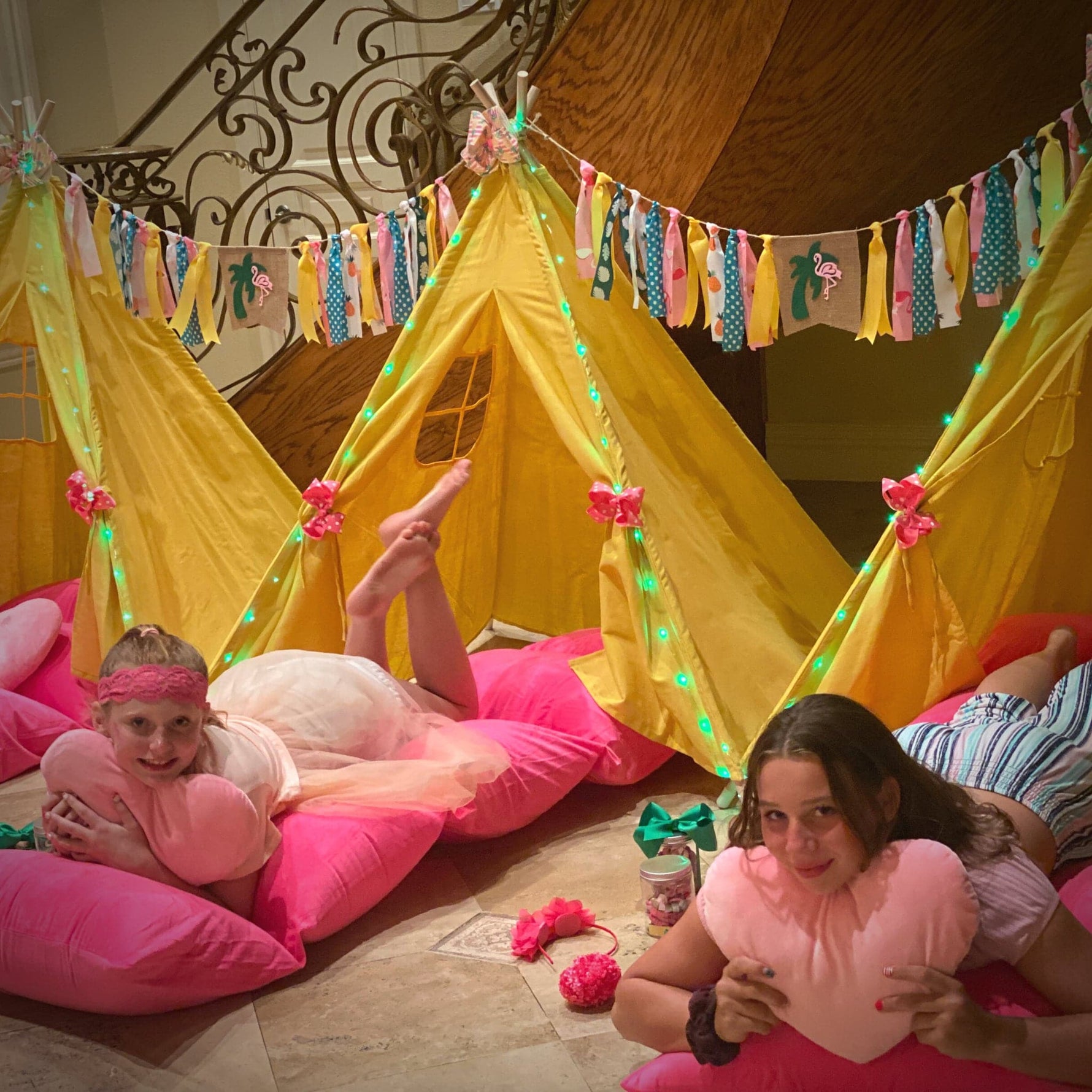 pineapple tent Flamingo Birthday Sleepover Parties Set, Pineapple Decor